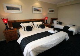 Nautica Lodge - Accommodation Sunshine Coast 2