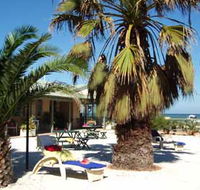 Tradewinds Seafront Apartments - Accommodation Sunshine Coast