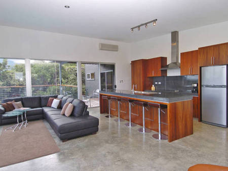 A La Plage - Accommodation Sunshine Coast 3