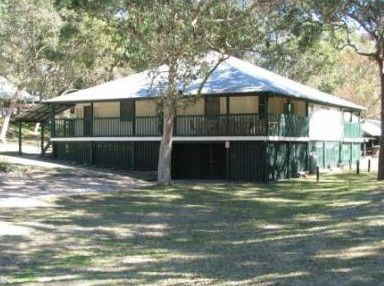 The Retreat Port Stephens - Accommodation Sunshine Coast 3