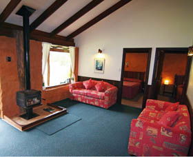 Pump Hill Farm Cottages - Accommodation Sunshine Coast 2