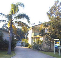 Avalon Holiday Units - Accommodation Sunshine Coast