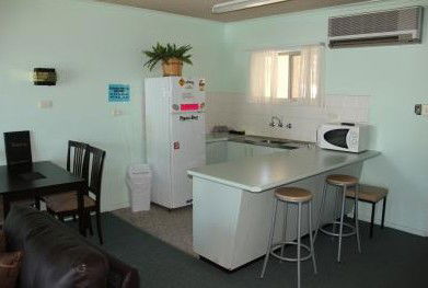 Zorba Motel - Accommodation Sunshine Coast 1