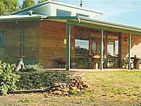 Treen Ridge Vineyard Accommodation - Accommodation Sunshine Coast 0