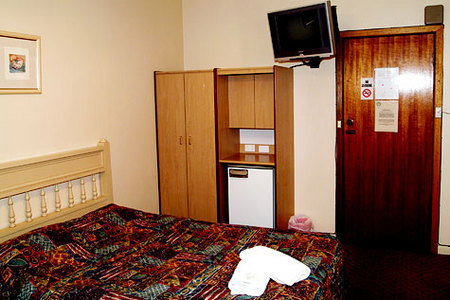 Knickerbocker Hotel Motel - Accommodation Sunshine Coast 1