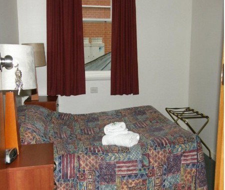 Knickerbocker Hotel Motel - Accommodation Sunshine Coast 4