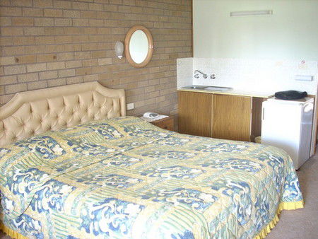 Beachview Motel - Accommodation Sunshine Coast 0