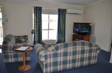 Back Obourke Accommodation - Accommodation Sunshine Coast 1
