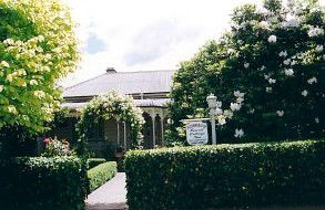 Bowral Cottage Inn - Accommodation Sunshine Coast 0