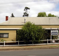 Pemberton Backpackers YHA  Budget Cottages - Accommodation Sunshine Coast
