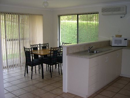 Walpole Bayside Villas - Accommodation Sunshine Coast 3
