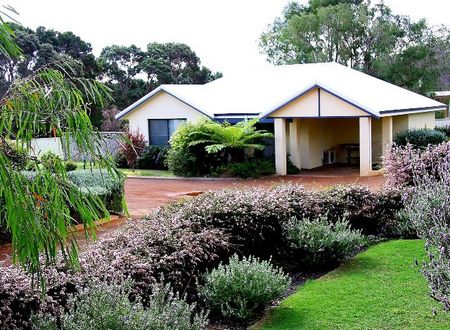 Walpole Bayside Villas - Accommodation Sunshine Coast 4