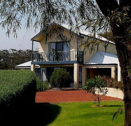 Walpole Bayside Villas - Accommodation Sunshine Coast 5