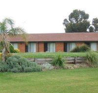 Berrigan Golf Club Motel - Accommodation Sunshine Coast