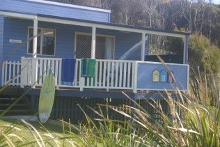 Beachcomber Holiday Park - Accommodation Sunshine Coast 0
