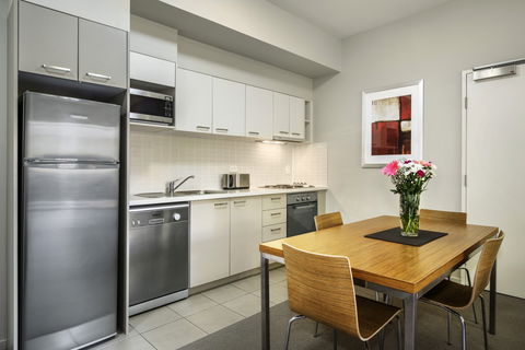 Quest Gladstone - Accommodation Sunshine Coast 2