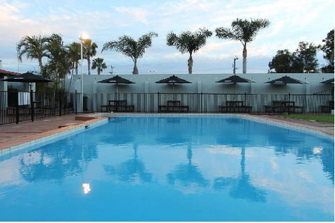 Wintersun Hotel Motel - Accommodation Sunshine Coast 3