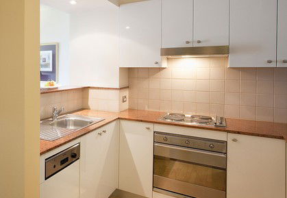 Quay West Suites Melbourne - Accommodation Sunshine Coast 2