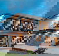 Allure on Ocean Motel - Accommodation Sunshine Coast
