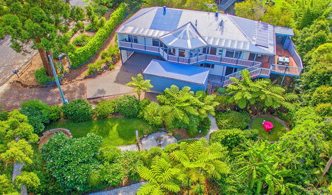 Cloud 9 Cliff Top Eagle Heights - Accommodation Sunshine Coast 0
