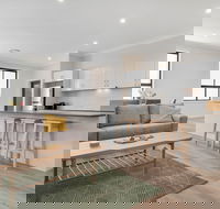 Crooked Lane - Accommodation Sunshine Coast