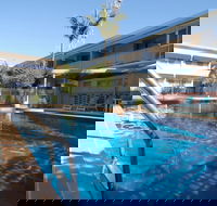 Golden Sands Motor Inn - Accommodation Sunshine Coast