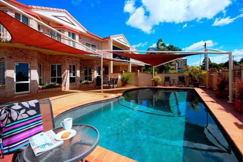 Highlander Motor Inn And Apartments - Accommodation Sunshine Coast 2