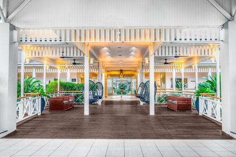 Hotel Grand Chancellor Palm Cove - Accommodation Sunshine Coast 1