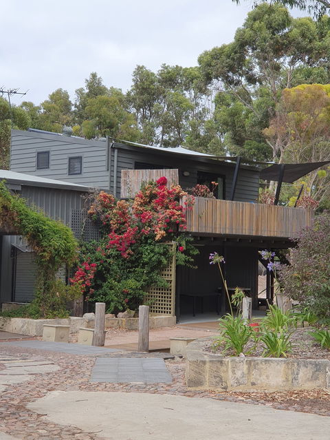 La Cabane Retreat - Accommodation Sunshine Coast 0