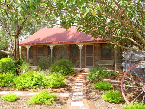 Langmeil Cottages - Accommodation Sunshine Coast 0