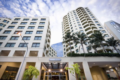 Mantra Parramatta - Accommodation Sunshine Coast 0
