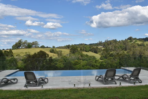 Mapleton Springs - Accommodation Sunshine Coast 0