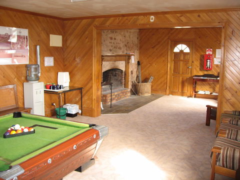 Nuttbush Retreat - Accommodation Sunshine Coast 2