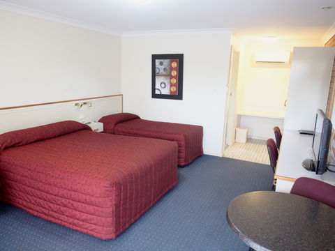 Orange Motor Lodge - Accommodation Sunshine Coast 1