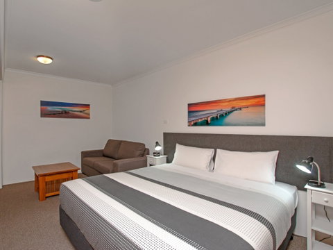 River Street Motel - Accommodation Sunshine Coast 0