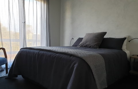 Samphire: Coorong Accomodation - Accommodation Sunshine Coast 1