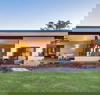 Sativa Sanctuary Forest View - Accommodation Sunshine Coast