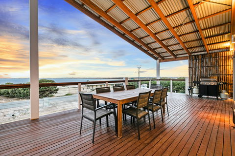 Sceale Bay Seaview Escape - Accommodation Sunshine Coast 1