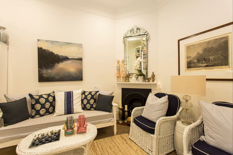 Stylish Interiors In The Bay - Accommodation Sunshine Coast 1