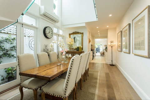 Stylish Interiors In The Bay - Accommodation Sunshine Coast 2