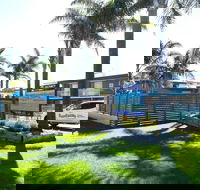 Surfside Holiday Apartments - Accommodation Sunshine Coast