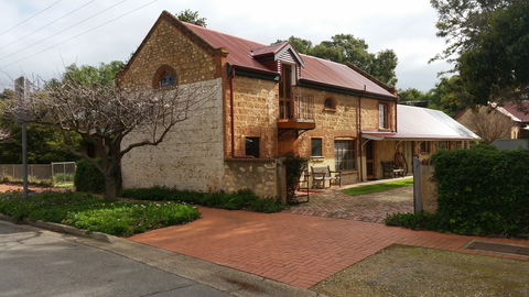 The Stables BnB - Accommodation Sunshine Coast 0