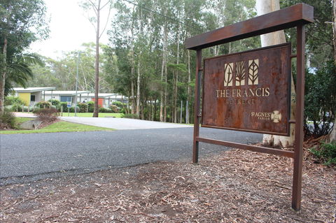 The Francis Retreat - Bonny Hills - Accommodation Sunshine Coast 0