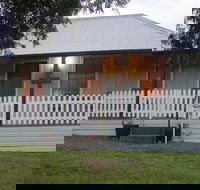 Tinonee Cottages - Accommodation Sunshine Coast