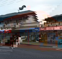 Victoria Hotel Port McDonnell - Accommodation Sunshine Coast