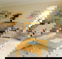 Why Not Waterfront Unit 1 - Accommodation Sunshine Coast