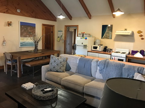 13 Broadbeach Drive, Carrickalinga - Accommodation Sunshine Coast 1