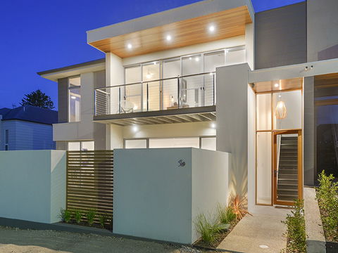 Atlantis - Accommodation Sunshine Coast 0