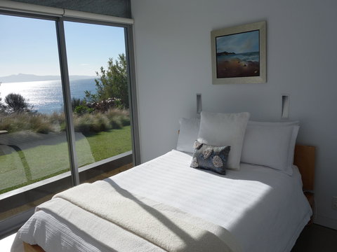 Avalon Coastal Retreat - Accommodation Sunshine Coast 2