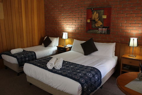 Bakery Hill Motel - Accommodation Sunshine Coast 2